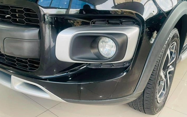 imagem-https://www.socarrao.com.br/sc-vehicle-images-prod/2664708/1786104289207-8257434_10_B_91ee8e86b2.jpeg