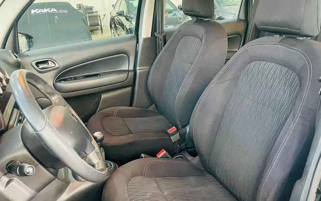 imagem-https://www.socarrao.com.br/sc-vehicle-images-prod/2664708/1786104289220-8257434_5_B_57ce4cda51.jpeg
