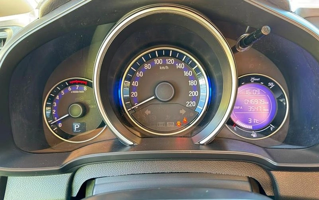 imagem-https://www.socarrao.com.br/sc-vehicle-images-prod/2664828/1785964315904-8233166_8_B_b3d7f32e68.jpeg