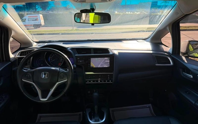 imagem-https://www.socarrao.com.br/sc-vehicle-images-prod/2664828/1785964315906-8233166_4_B_9db29a9154.jpeg