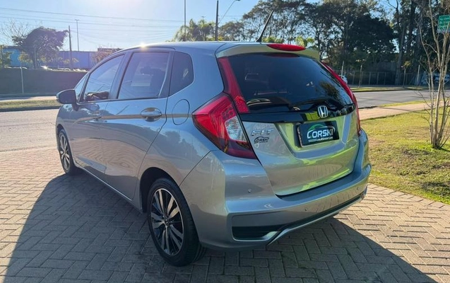 imagem-https://www.socarrao.com.br/sc-vehicle-images-prod/2664828/1785964315928-8233166_15_B_9b094ae85e.jpeg