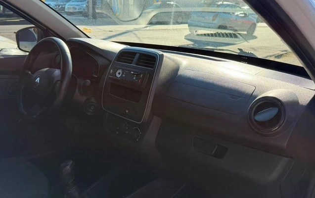 imagem-https://www.socarrao.com.br/sc-vehicle-images-prod/2664939/1784141575674-8242990_8_B_10fabd91b1.jpeg