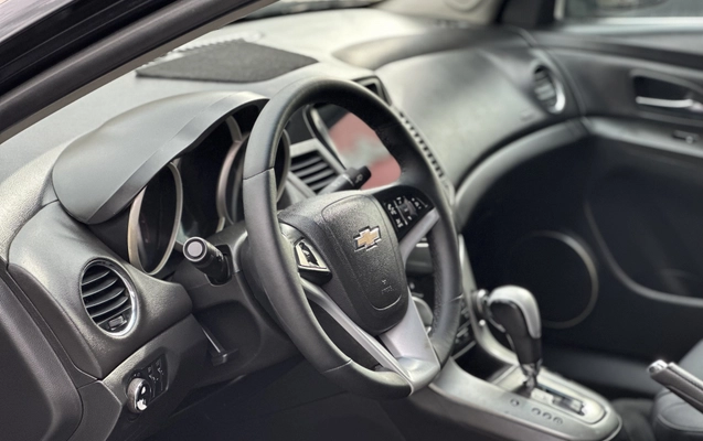 imagem-https://www.socarrao.com.br/sc-vehicle-images-prod/2665415/1784662399274-003_9782f95a2b79e537ce6edca85fb6982d.jpeg
