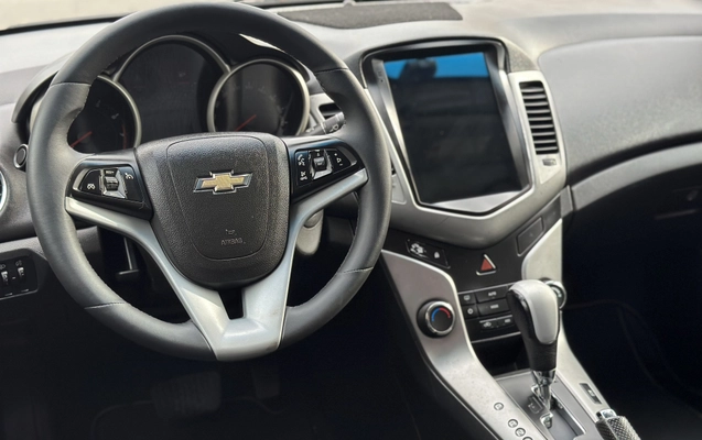 imagem-https://www.socarrao.com.br/sc-vehicle-images-prod/2665415/1784662399277-003_ec68ddf2ffdacae00cbe227350a7da8d.jpeg