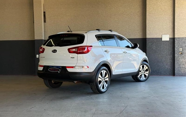 imagem-https://www.socarrao.com.br/sc-vehicle-images-prod/2665533/1786652293212-8283240_5_B_2b40f68095.jpeg