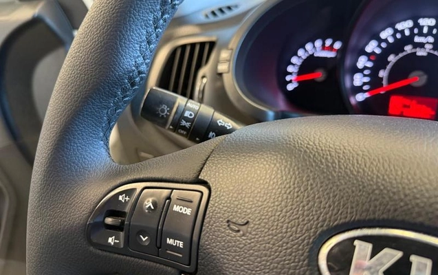imagem-https://www.socarrao.com.br/sc-vehicle-images-prod/2665533/1786652293225-8283240_16_B_3b003a13a3.jpeg
