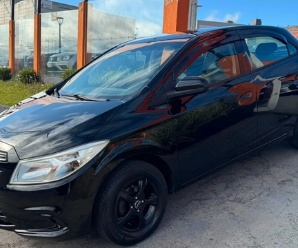 Chevrolet Onix 2016 Preto — foto 1 de 3