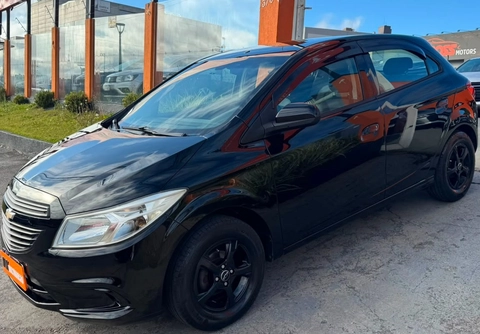 Chevrolet Onix 2016 Preto — foto 1 de 3