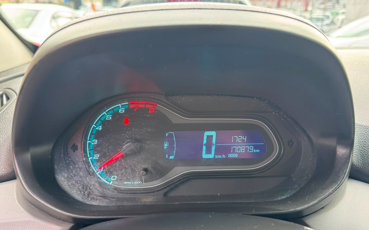 imagem-https://www.socarrao.com.br/sc-vehicle-images-prod/2666244/1784143899831-V2hhdHNBcHAgSW1hZ2UgMjAyNi0wNy0xNSBhdCAxMC4xOC4zNyAoMSkuanBlZw.jpeg