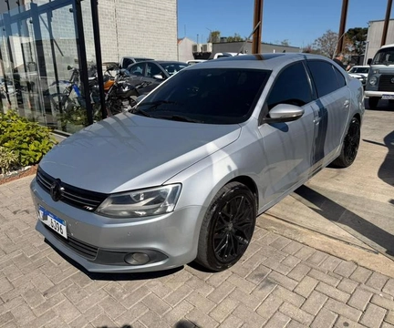 Volkswagen Jetta 2013 Prata — foto 1 de 3