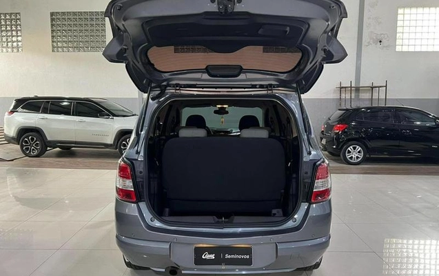 imagem-https://www.socarrao.com.br/sc-vehicle-images-prod/2666923/1784145065903-8279423_8_B_c20a6c63f5.jpeg