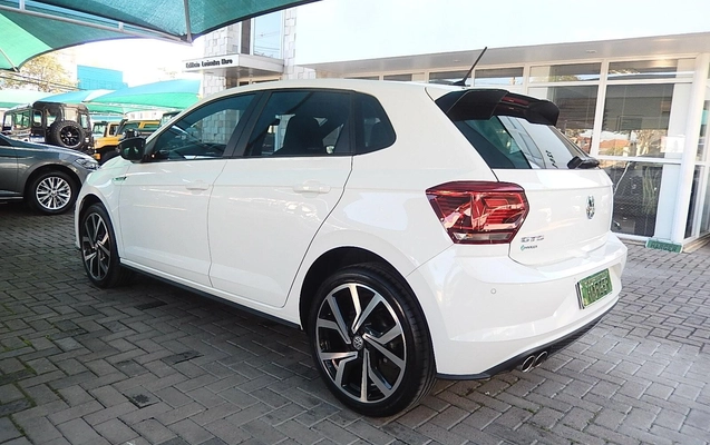 imagem-https://www.socarrao.com.br/sc-vehicle-images-prod/2666939/1791387962526-33e939dd00b745faa8fb028e8d0870f4_1784144344163.jpg