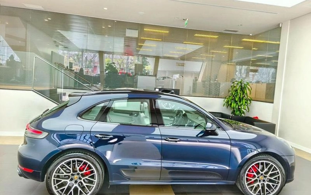 imagem-https://www.socarrao.com.br/sc-vehicle-images-prod/2667218/1788179001107-8275921_15_B_c04f966602.jpeg