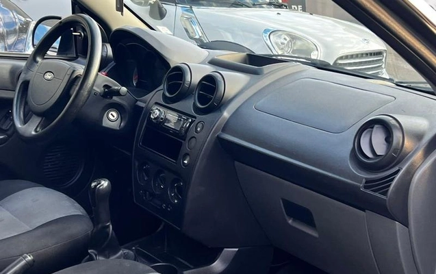 imagem-https://www.socarrao.com.br/sc-vehicle-images-prod/2668/1789674059895-7505809_0_B_75d8c353e6.jpeg