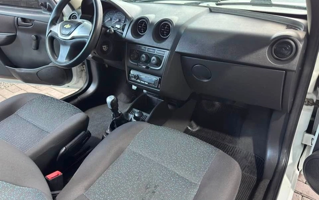 imagem-https://www.socarrao.com.br/sc-vehicle-images-prod/2668544/1784148123694-fce11daa-e4e5-4c40-b7d7-2e9b6444b907.jpg