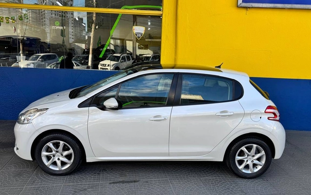 imagem-https://www.socarrao.com.br/sc-vehicle-images-prod/2668623/1786463419815-e22d9308fe8b4b7a949bd2255ee2b296_1784148173335.jpg