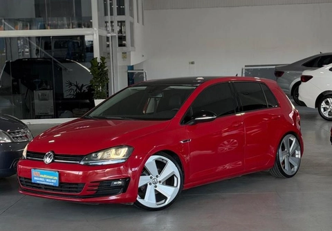 Volkswagen Golf 2014 Vermelho — foto 1 de 3