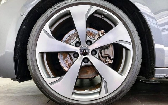 imagem-https://www.socarrao.com.br/sc-vehicle-images-prod/2668887/1788958757374-8280950_13_B_4f5044856d.jpeg