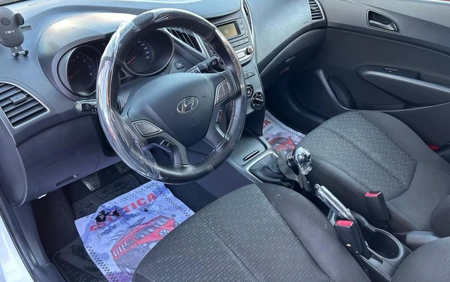 imagem-https://www.socarrao.com.br/sc-vehicle-images-prod/2669215/1784740357476-8284085_8_B_7e43af0eb5.jpeg