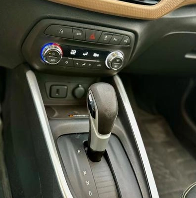 imagem-https://www.socarrao.com.br/sc-vehicle-images-prod/2670583/1790000482474-8212891_9_B_44e6b6bd51.jpeg