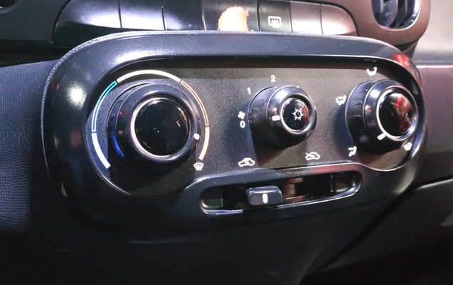 imagem-https://www.socarrao.com.br/sc-vehicle-images-prod/2676411/1784163442919-V2hhdHNBcHAgSW1hZ2UgMjAyNi0wNy0xNSBhdCAxOC4xMC4zMyAoMSkuanBlZw.jpeg