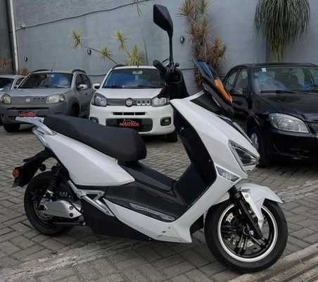 imagem-https://www.socarrao.com.br/sc-vehicle-images-prod/2680/1776445359353-7547561_0_B_b032463ab7.jpeg