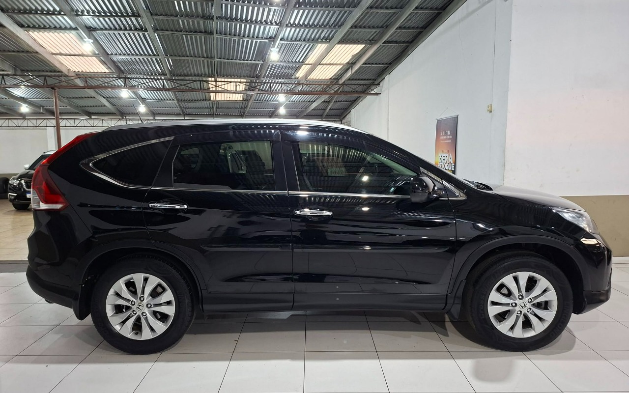 imagem-https://www.socarrao.com.br/sc-vehicle-images-prod/2680327/1784170653185-MTQuanBn.jpg