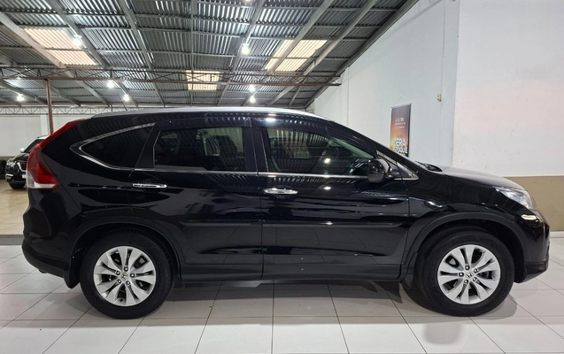 imagem-https://www.socarrao.com.br/sc-vehicle-images-prod/2680327/1784170653185-MTQuanBn.jpg