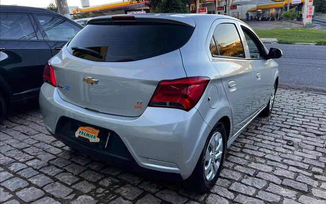 imagem-https://www.socarrao.com.br/sc-vehicle-images-prod/2687217/1784204331870-QNT-4210_04.jpg
