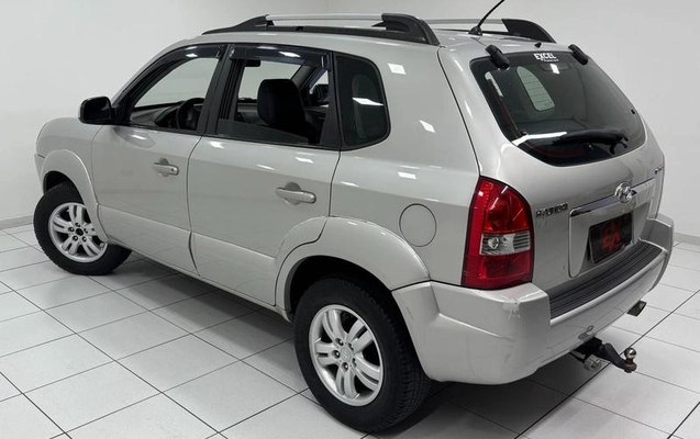 imagem-https://www.socarrao.com.br/sc-vehicle-images-prod/2687491/1789137128146-8279035_4_B_0cdd45c929.jpeg