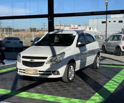 Chevrolet Agile 2011 Branco — foto 1 de 3