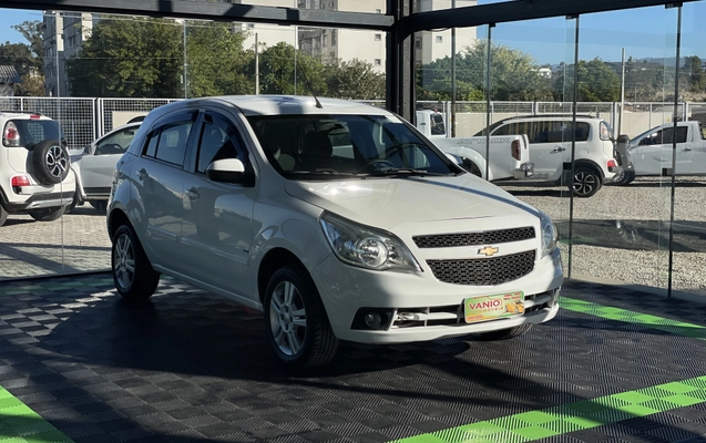 imagem-https://www.socarrao.com.br/sc-vehicle-images-prod/2687516/1784306871350-003_98b5df82a6b48ef99bcdd400db18ac3a.jpeg