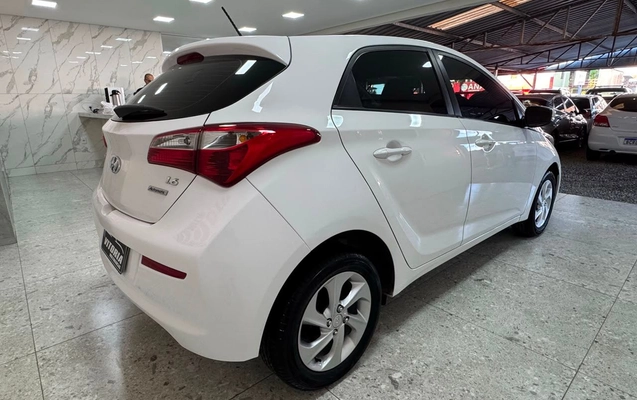 imagem-https://www.socarrao.com.br/sc-vehicle-images-prod/2687527/1789065753259-ce944cf7870e4cc188474541e4ffd741_1783688308827.jpg