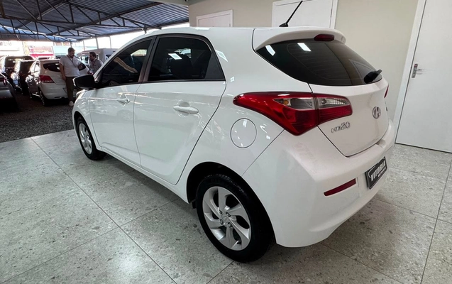 imagem-https://www.socarrao.com.br/sc-vehicle-images-prod/2687527/1789065753260-d5b33297fbf943929debcbb98c3b790d_1783688308832.jpg