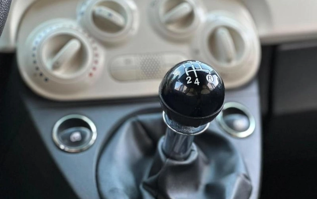 imagem-https://www.socarrao.com.br/sc-vehicle-images-prod/2687568/1789245752537-8281822_17_B_5770065fb7.jpeg