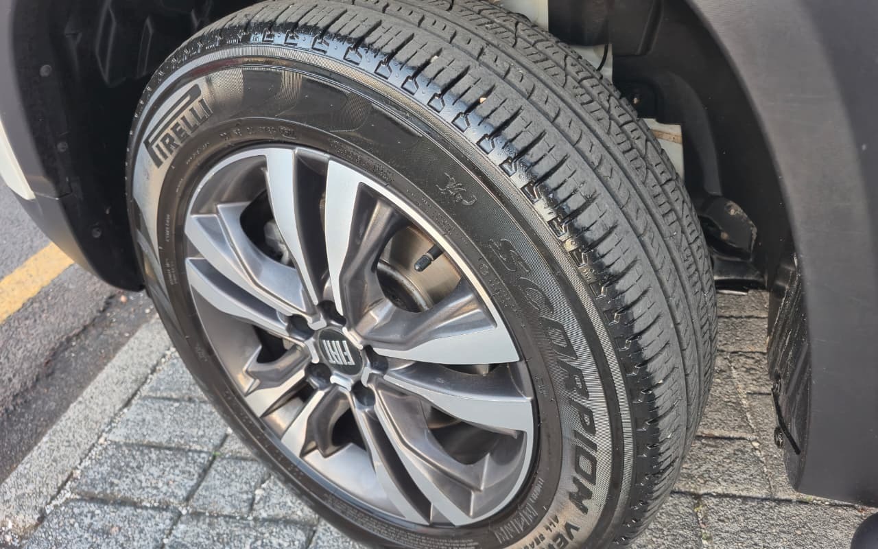 imagem-https://www.socarrao.com.br/sc-vehicle-images-prod/2687633/1784206535185-MTQuanBn.jpg