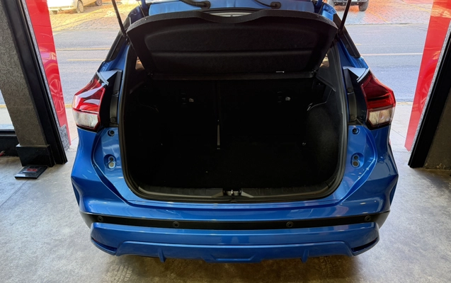 imagem-https://www.socarrao.com.br/sc-vehicle-images-prod/2687815/1784207063879-app-photos-Wrd95VghdPMRLSLyS1jE61Vz2aKJbWuc.jpg