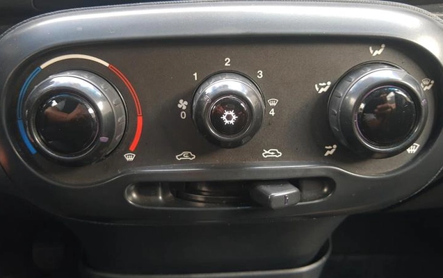 imagem-https://www.socarrao.com.br/sc-vehicle-images-prod/2687962/1784207383351-8279858_9_B_df89db1945.jpeg