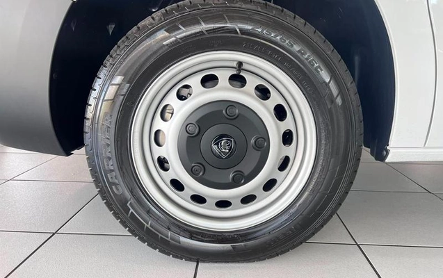 imagem-https://www.socarrao.com.br/sc-vehicle-images-prod/2688420/1788621285168-8282193_3_B_473f061243.jpeg
