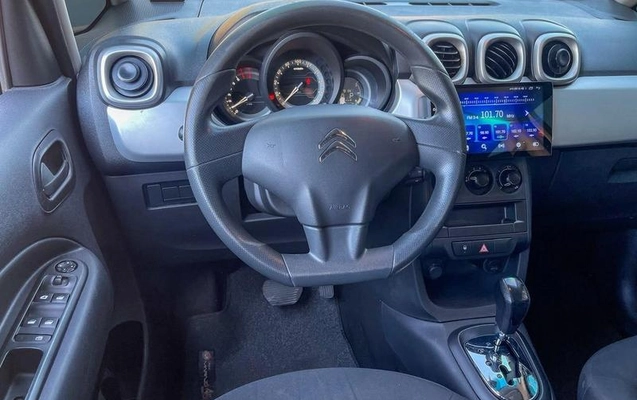 imagem-https://www.socarrao.com.br/sc-vehicle-images-prod/2688520/1789470250170-8283849_1_B_be45c41b58.jpeg