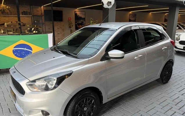 imagem-https://www.socarrao.com.br/sc-vehicle-images-prod/2688976/1789140267764-8272523_14_B_e21a07a1e6.jpeg