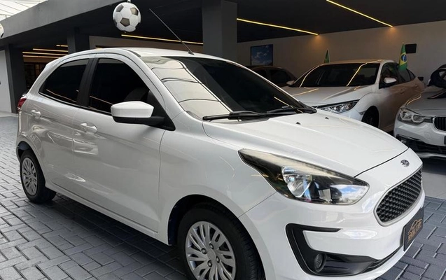 imagem-https://www.socarrao.com.br/sc-vehicle-images-prod/2689049/1784209830078-8252011_15_B_52ff9ba908.jpeg