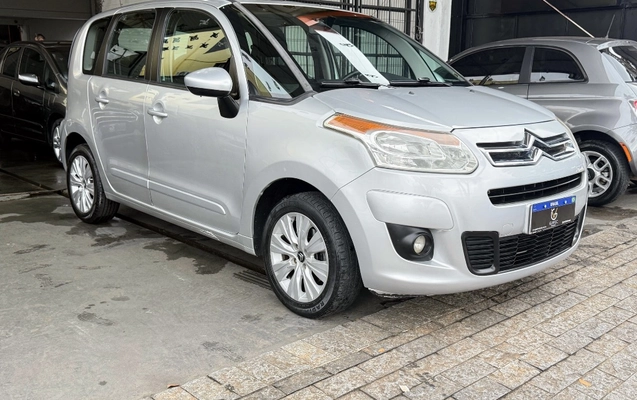 imagem-https://www.socarrao.com.br/sc-vehicle-images-prod/2689369/1784211767863-gb-ee854fc.jpeg