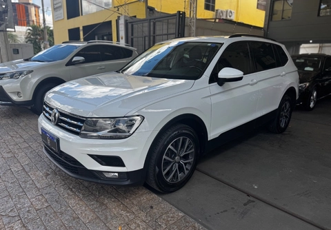 Volkswagen Tiguan 2018 Branco — foto 1 de 3