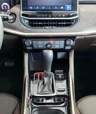 imagem-https://www.socarrao.com.br/sc-vehicle-images-prod/2689674/1784211940021-7687033_10_B_eef47324cc.jpeg