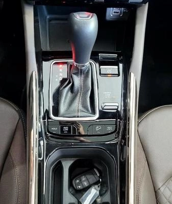 imagem-https://www.socarrao.com.br/sc-vehicle-images-prod/2689674/1784211940032-7687033_14_B_9296e832be.jpeg