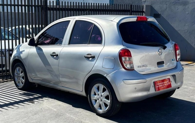 imagem-https://www.socarrao.com.br/sc-vehicle-images-prod/2689723/1792182077045-8285431_2_B_4e24670d93.jpeg