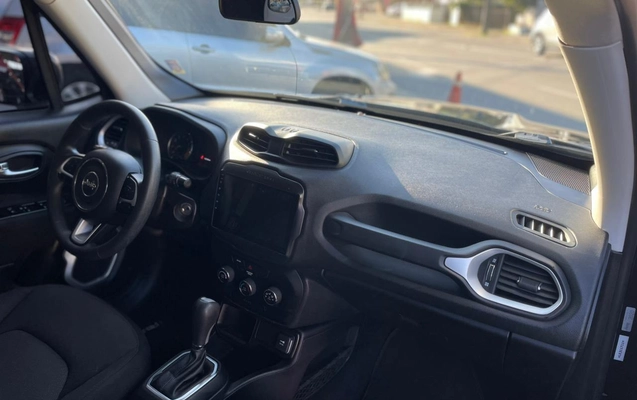 imagem-https://www.socarrao.com.br/sc-vehicle-images-prod/2689832/1784212570988-0eb61fa1ca6f443f8bd67386e43a516b_1784212393791.jpg