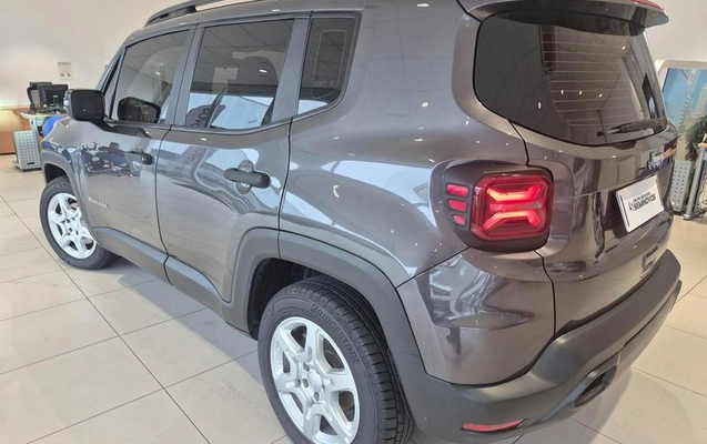 imagem-https://www.socarrao.com.br/sc-vehicle-images-prod/2690725/1787225523877-8266037_16_B_1b5a8009e7.jpeg