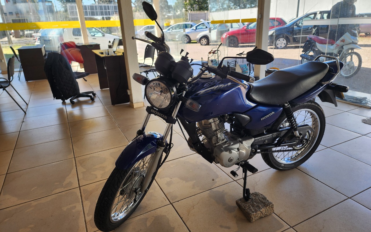 imagem-https://www.socarrao.com.br/sc-vehicle-images-prod/2690870/1784215454946-MjAyNjA3MTZfMTIwNzA5LmpwZw.jpg